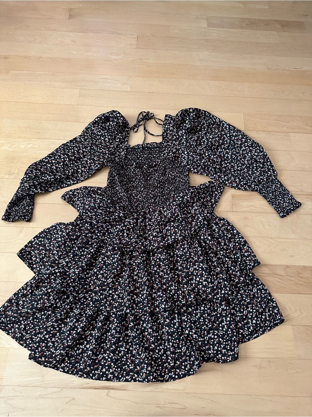 wild fable Black Floral Puff-Sleeve Smocked Dress